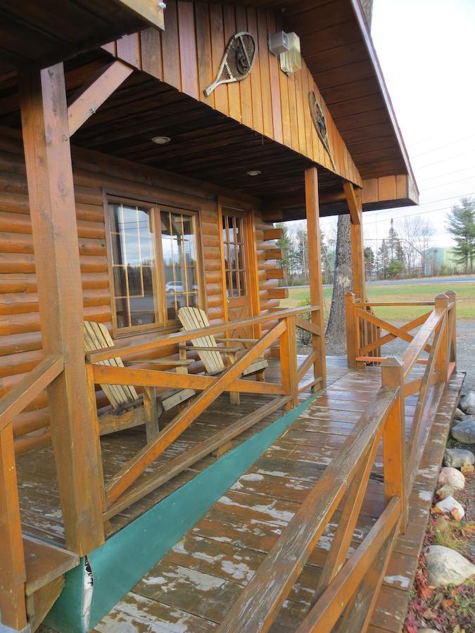 Nine Pine Cottage Мирамичи Екстериор снимка