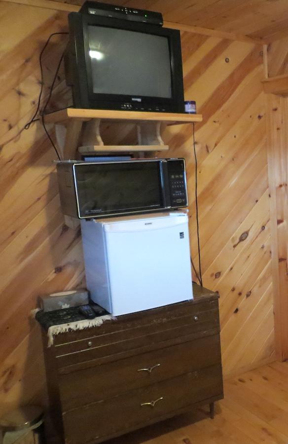 Nine Pine Cottage Мирамичи Екстериор снимка