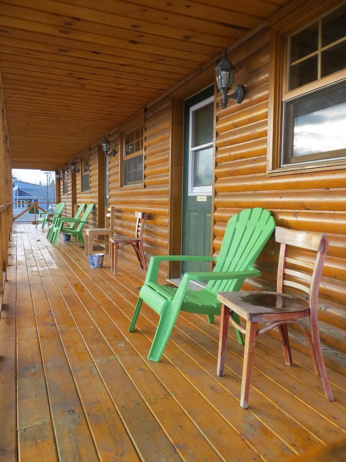 Nine Pine Cottage Мирамичи Екстериор снимка